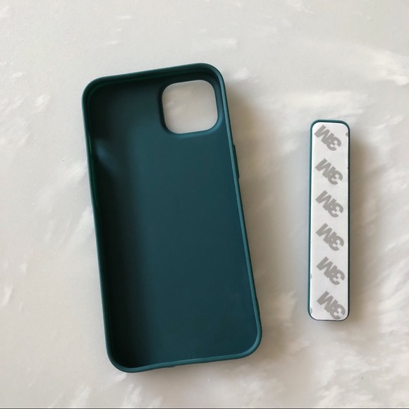 iPhone 13 Handstrap Phone Case - Picture 4 of 4